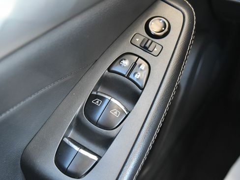 Used 2023 Nissan Maxima SV w/ Floor Mat Group FWD image 32