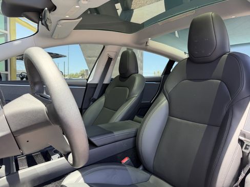 Used 2024 Tesla Model 3 RWD image 37