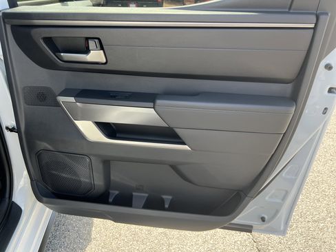 New 2026 Toyota Tundra SR5 AWD/4WD image 17