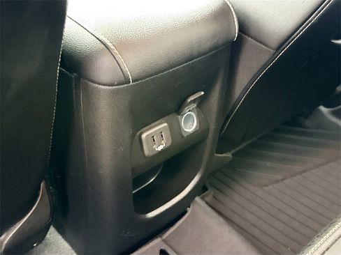 Used 2020 GMC Canyon Denali image 29