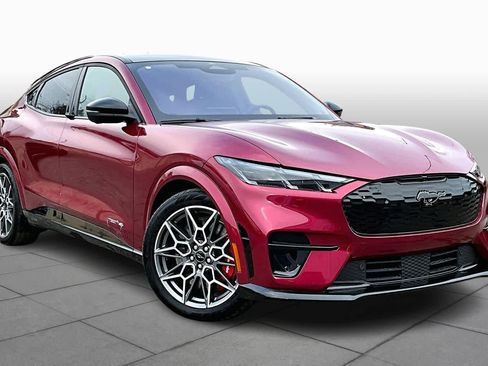 Certified 2025 Ford Mustang Mach-E GT image 2