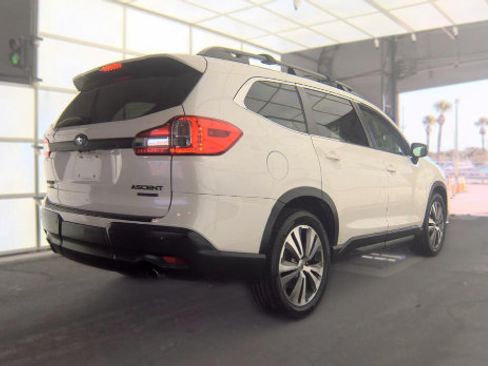 Used 2019 Subaru Ascent Limited w/ Popular Package #3 AWD/4WD image 2