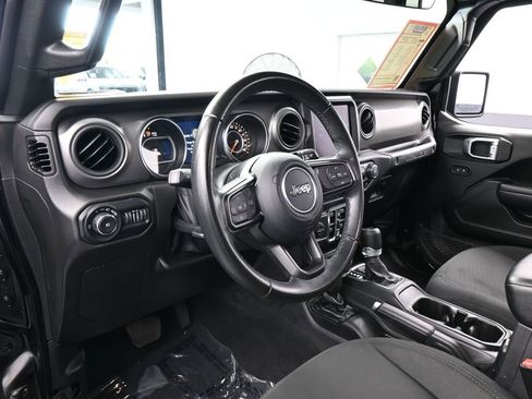 Used 2022 Jeep Wrangler Unlimited Sport w/ Xtreme Recon 35" Tire Package AWD/4WD image 10
