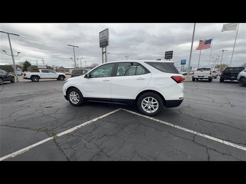 Certified 2023 Chevrolet Equinox LS image 6