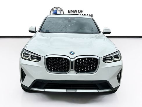 Used 2023 BMW X4 xDrive30i w/ Convenience Package AWD/4WD image 2