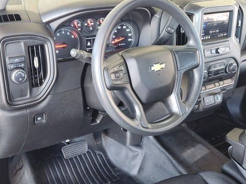 Used 2025 Chevrolet Silverado 2500 W/T image 28