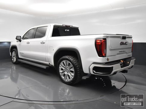 Used 2022 GMC Sierra 1500 Denali w/ Denali Premium Package AWD/4WD image 5