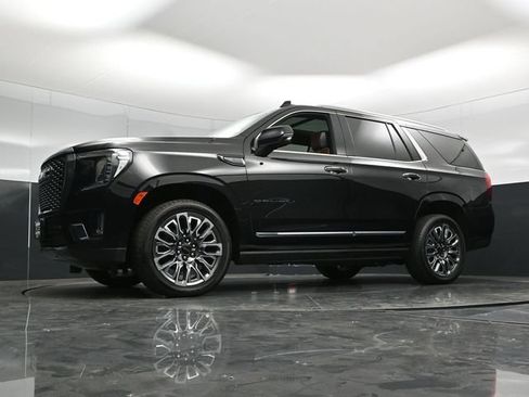 Used 2023 GMC Yukon Denali Ultimate AWD/4WD image 69