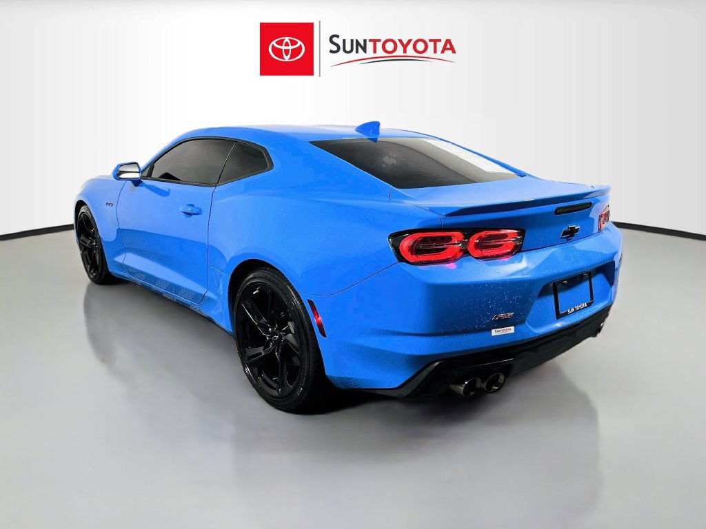 Used 2022 Chevrolet Camaro LT w/ RS Package RWD image 6