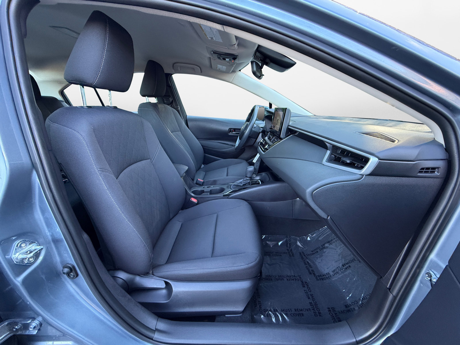 Used 2026 Toyota Corolla LE FWD image 17