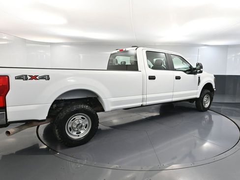 Used 2022 Ford F250 XL w/ Power Equipment Group AWD/4WD image 6