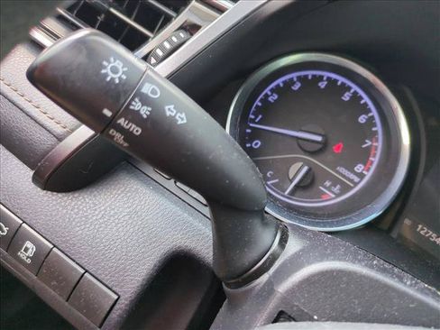 Used 2019 Toyota Camry LE FWD image 13
