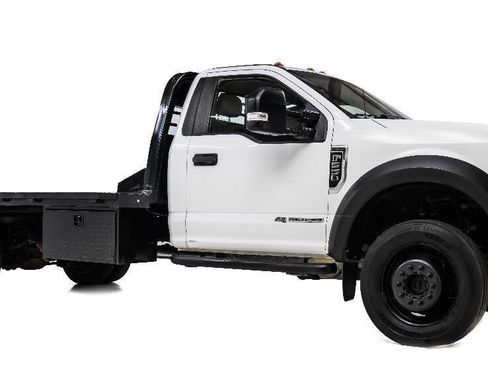 Used 2018 Ford F550 4x4 Regular Cab Super Duty image 1