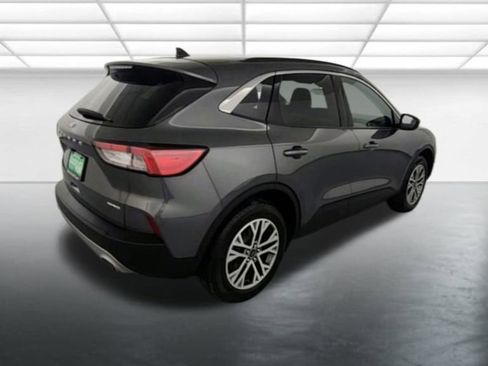 Used 2022 Ford Escape SEL w/ Technology Package image 8