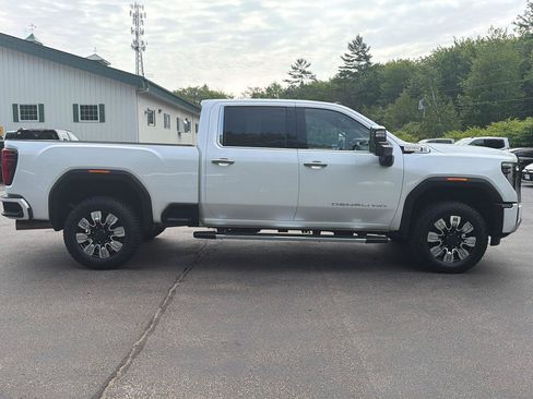 Certified 2024 GMC Sierra 2500 Denali w/ Denali Reserve Package AWD/4WD image 6