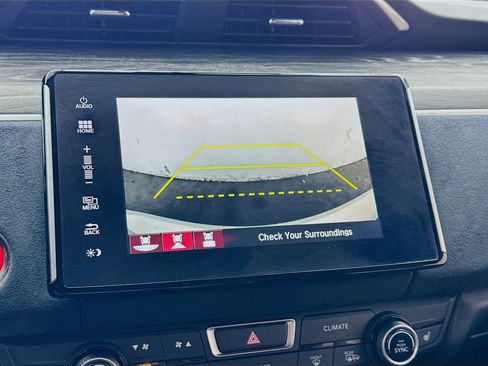 Used 2021 Honda Clarity Touring image 10
