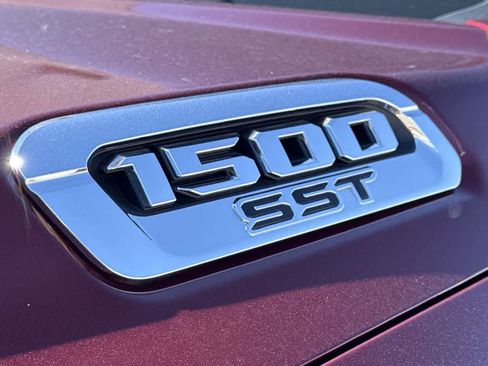 Used 2025 RAM 1500 Laramie w/ Laramie Southwest Edition AWD/4WD image 8