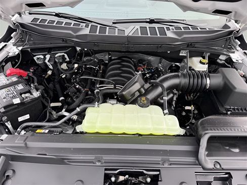 New 2025 Ford F150 Lariat w/ Equipment Group 501A Mid image 9