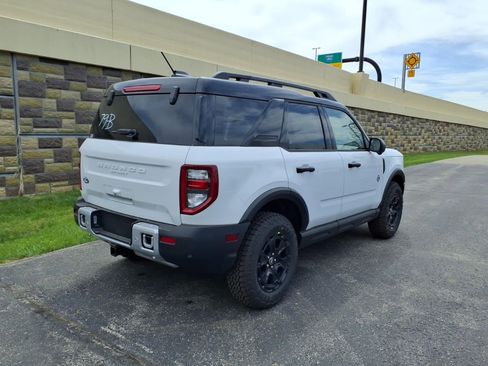 New 2026 Ford Bronco Sport Outer Banks AWD/4WD image 9