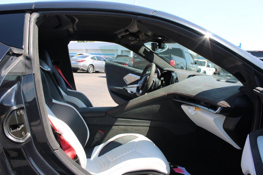 Used 2023 Chevrolet Corvette Stingray Premium Cpe w/ Z51 Performance Package RWD image 29