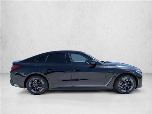Used 2023 BMW i4 eDrive35 w/ Premium Package RWD image 4
