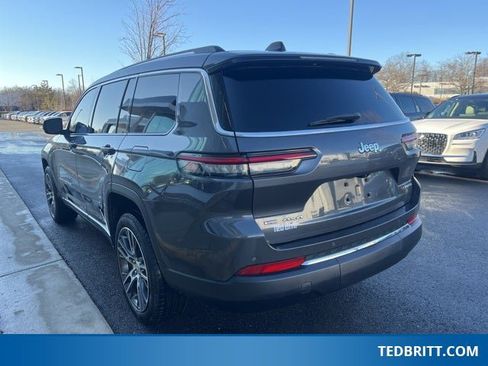 Used 2022 Jeep Grand Cherokee L Limited image 6