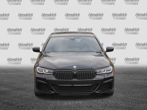 Certified 2023 BMW 540i w/ Executive Package image 3