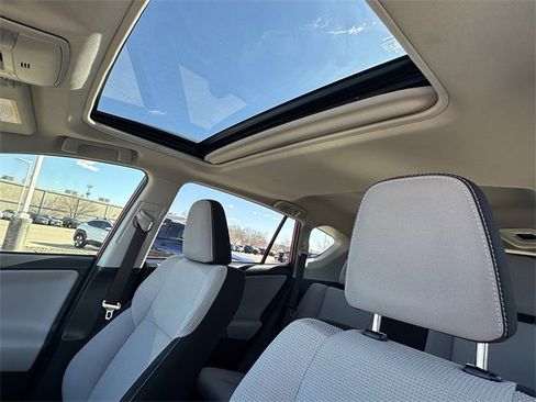 Used 2017 Toyota RAV4 XLE image 25