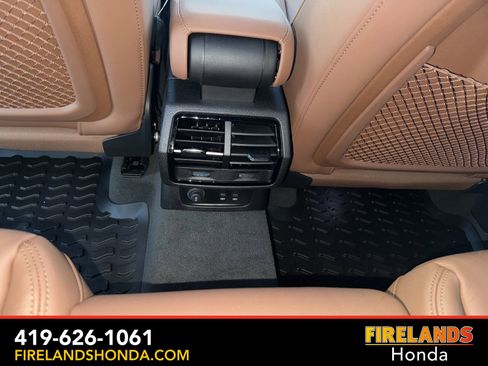 Used 2024 Audi Q3 2.0T Premium Plus image 34