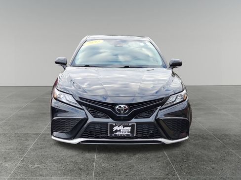 Used 2023 Toyota Camry XSE image 2