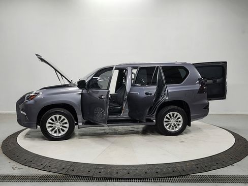 Used 2023 Lexus GX 460 Premium AWD/4WD image 12