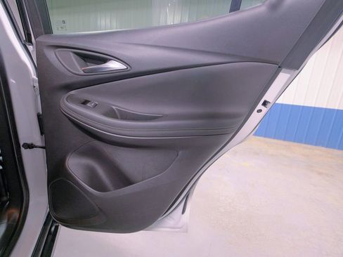 Used 2024 Buick Encore GX Sport Touring image 20