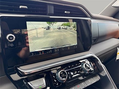 New 2025 GMC Sierra 1500 Denali w/ Technology Package image 19