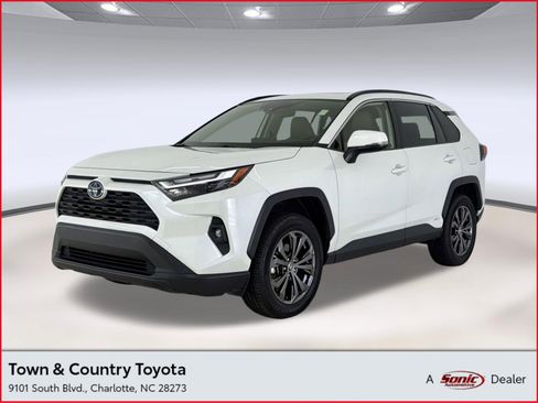 Certified 2022 Toyota RAV4 XLE Premium AWD/4WD image 1