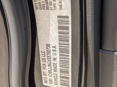 New 2025 Jeep Grand Cherokee L Limited w/ Black Appearance Package image 18