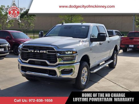 Used 2025 RAM 2500 Big Horn AWD/4WD image 1