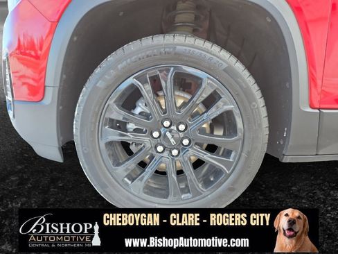 Used 2023 GMC Acadia SLT w/ Elevation Edition image 30