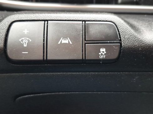 Used 2022 Hyundai Elantra SEL image 26