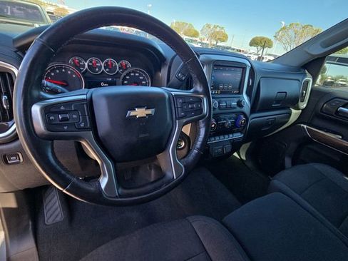 Used 2020 Chevrolet Silverado 1500 LT w/ Texas Edition image 15