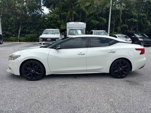 Used 2017 Nissan Maxima SR FWD image 4