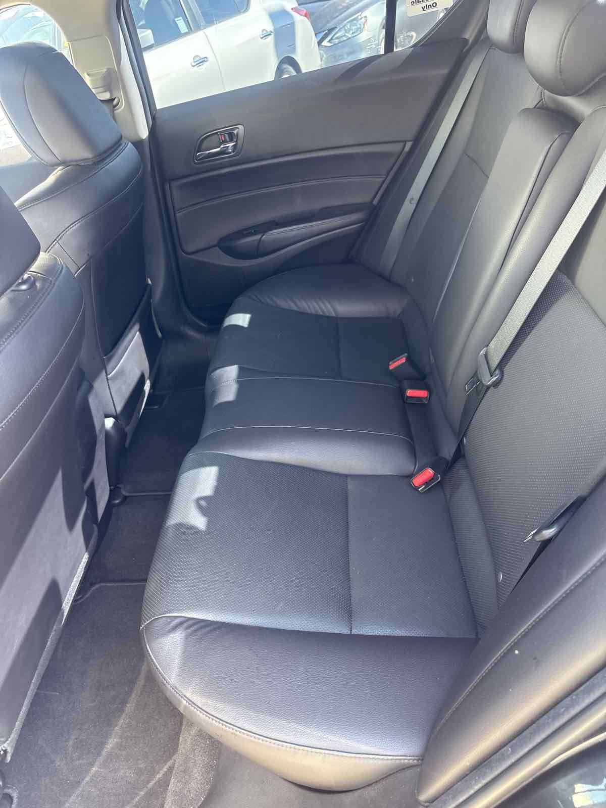 Used 2016 Acura ILX w/ Premium Package FWD image 6