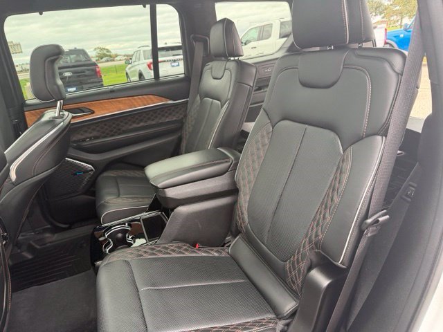 Used 2023 Jeep Grand Cherokee L Summit AWD/4WD image 31