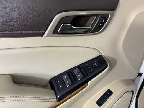Used 2020 GMC Yukon Denali w/ Denali Ultimate Package RWD image 15