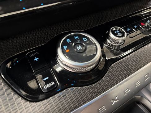 New 2026 Ford Expedition Max Platinum image 28