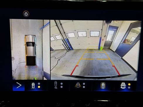 Certified 2023 Chevrolet Colorado LT w/ LT Convenience Package II image 27