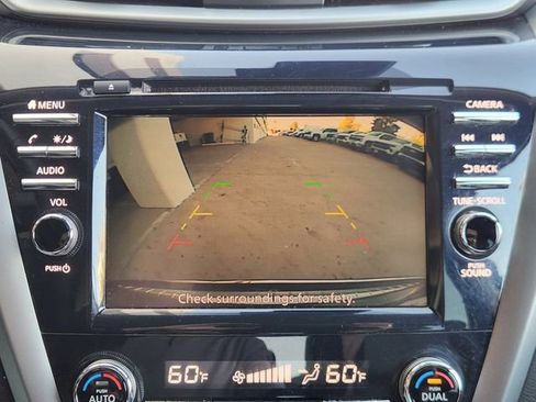 Used 2023 Nissan Murano SV image 15