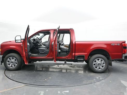 New 2025 Ford F250 Lariat w/ Lariat Ultimate Package image 58