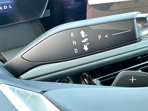 New 2026 Chevrolet Traverse LT image 12