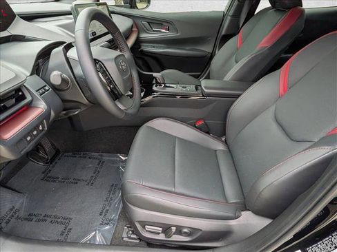 Used 2026 Toyota Prius Plug-In Hybrid FWD image 15