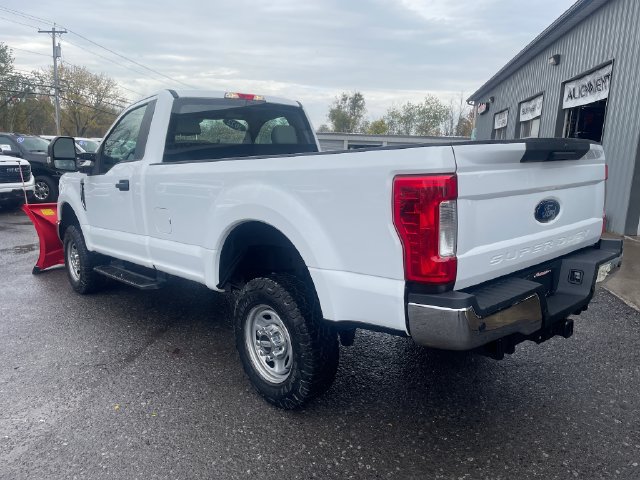 Used 2018 Ford F250 XL w/ Power Equipment Group AWD/4WD image 5